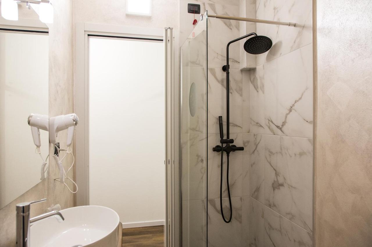 Aurelia Luxury - Piazza Delle Erbe Verona Exterior foto