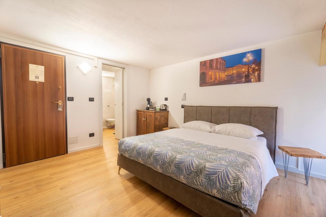 Aurelia Luxury - Piazza Delle Erbe Verona Exterior foto