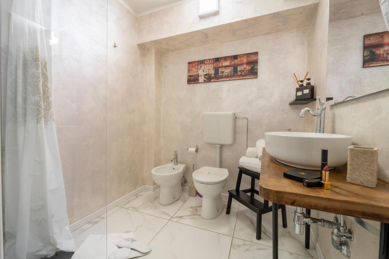 Aurelia Luxury - Piazza Delle Erbe Verona Exterior foto