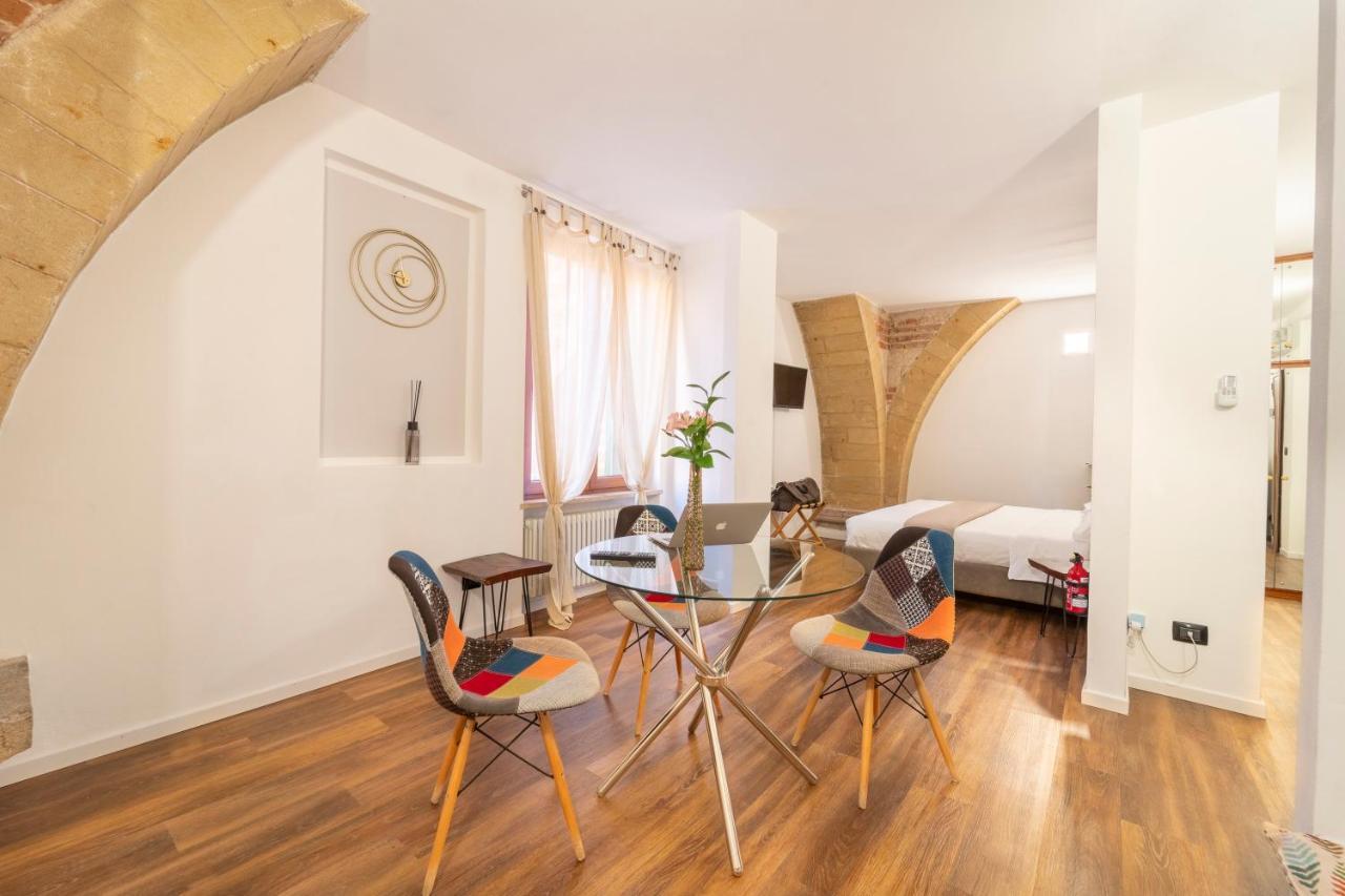 Aurelia Luxury - Piazza Delle Erbe Verona Exterior foto